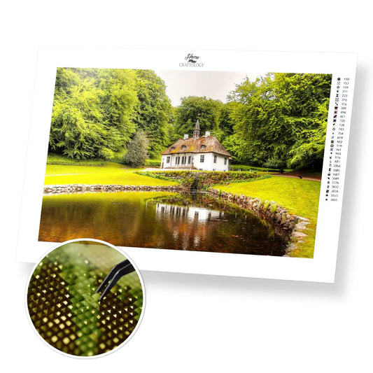 Liselund Castle - Premium Diamond Painting Kit - 45x30cm / 18x12’’ / Square (Most Popular) - Diamond Painting Kit