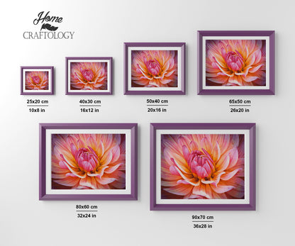 Dahlia Close-up - Premium Diamond Painting Kit