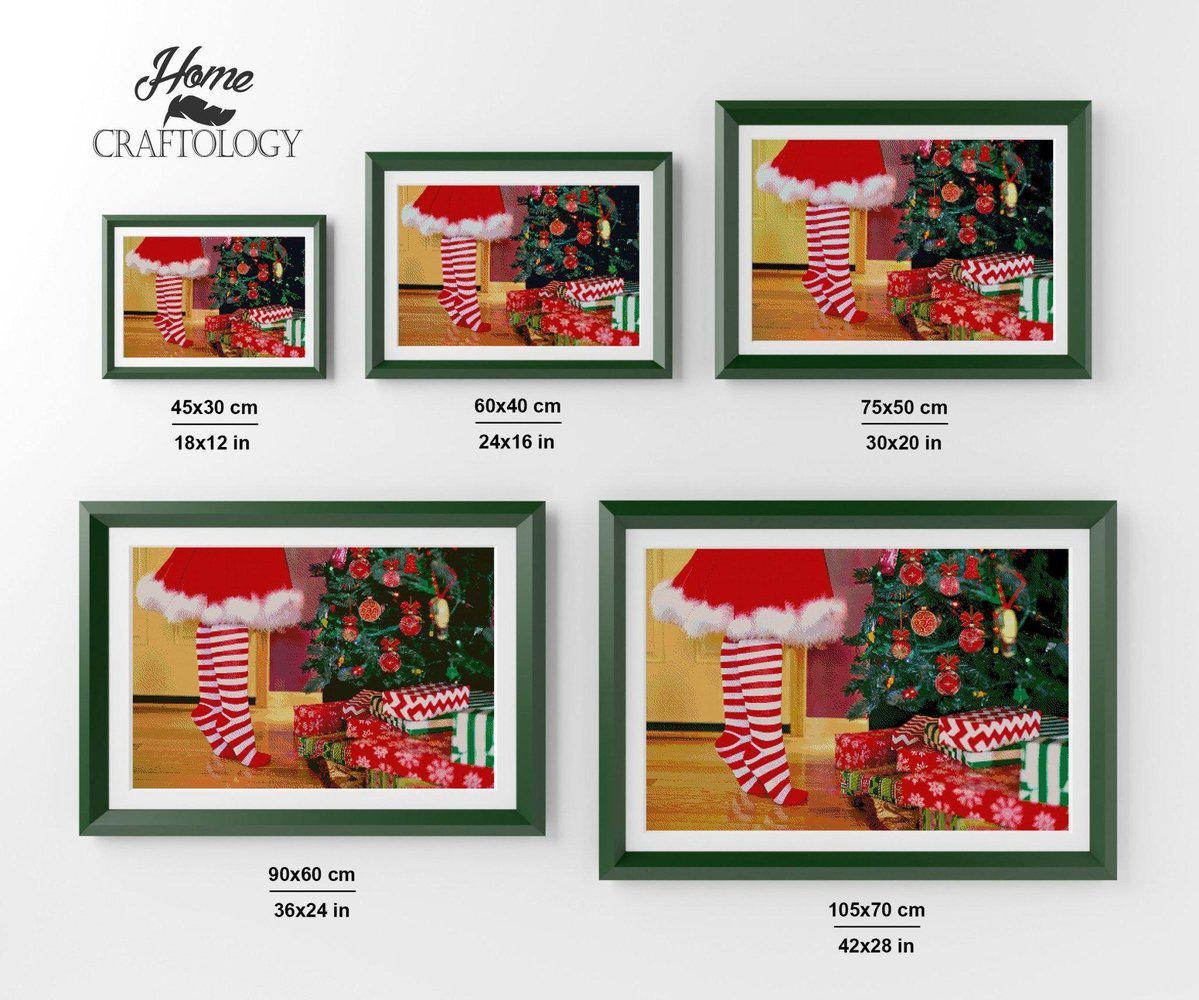 Decorating the Tree - Diamond Painting Kit - Home Craftology
